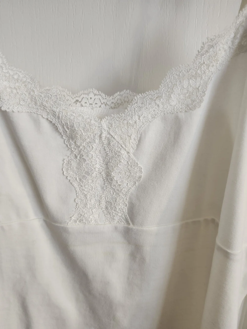New Cream Lace-Trim Cami Top - Picture 3 of 7